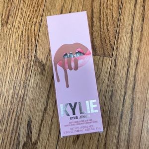 Kylie lip kit color 802 Candy K matte new in box